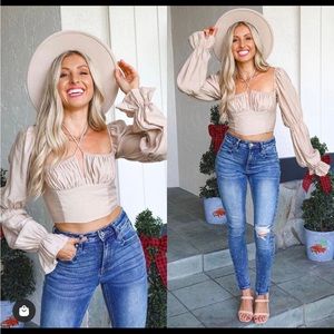 Small boutique blouse long sleeve